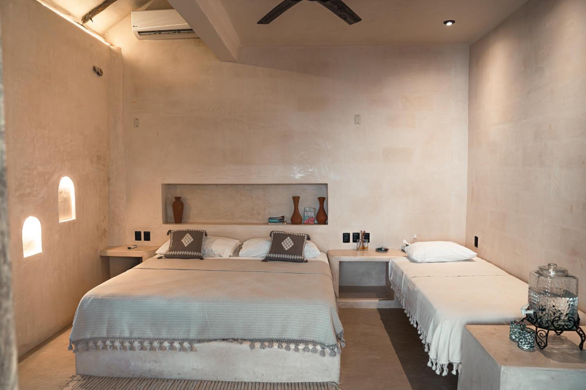 La Posada Del Sol Boutique Hotel Тулум Стая снимка